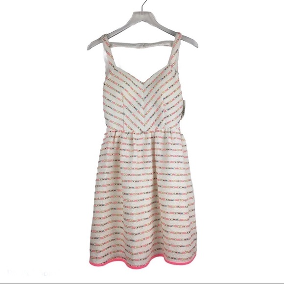 MINUET  Textured White & Neon Sweetheart Mini Skater Dress NWT Size Small - Picture 1 of 14